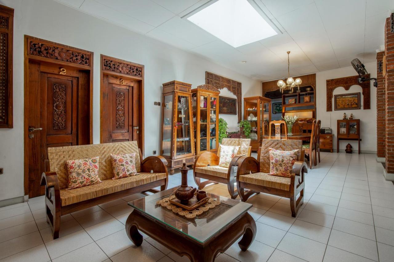 Sekararum Butik Syariah Guesthouse บันดุง ภายนอก รูปภาพ