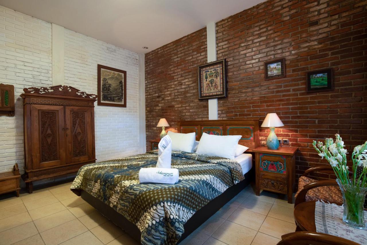 Sekararum Butik Syariah Guesthouse บันดุง ภายนอก รูปภาพ