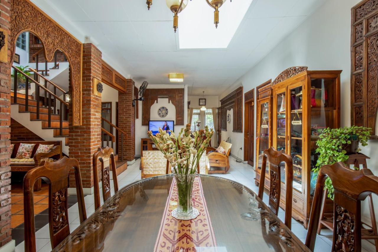 Sekararum Butik Syariah Guesthouse บันดุง ภายนอก รูปภาพ
