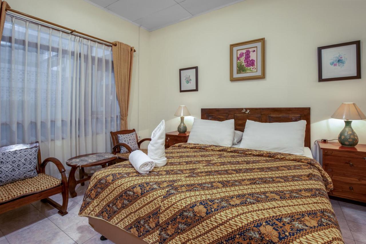 Sekararum Butik Syariah Guesthouse บันดุง ภายนอก รูปภาพ