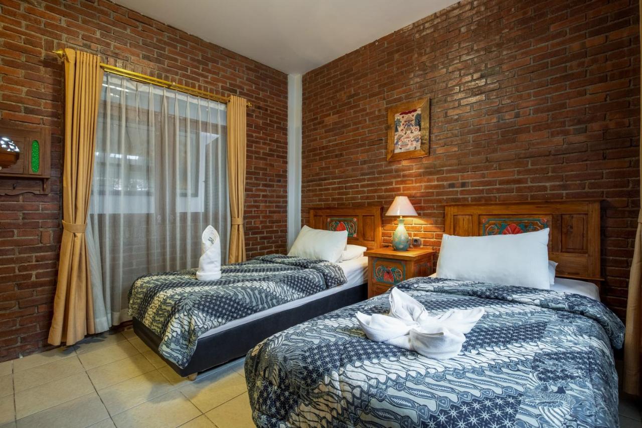 Sekararum Butik Syariah Guesthouse บันดุง ภายนอก รูปภาพ
